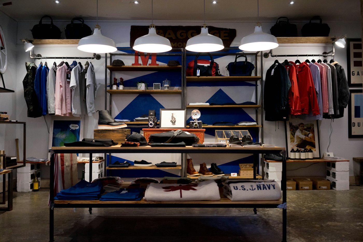 Interior de la tienda Urban Mix